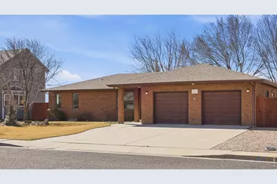 705 Ute St, Fort Morgan, CO 80701 - Photo 1