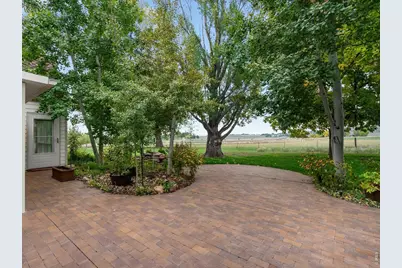 8418 Stirrup Ln, Longmont, CO 80503 - Photo 9