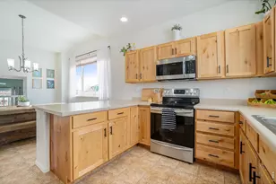 2137 Day Spring Dr, Windsor, CO 80550 - Photo 7