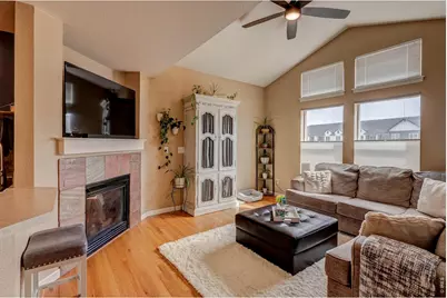 1911 Halfmoon Cir, Loveland, CO 80538 - Photo 9