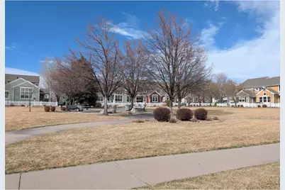 1911 Halfmoon Cir, Loveland, CO 80538 - Photo 29