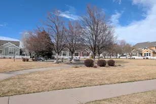 1911 Halfmoon Cir, Loveland, CO 80538 - Photo 29