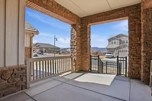 16058 Humboldt Peak Dr, Broomfield, CO 80023 - Photo 3