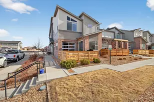 19518 E Sunset Cir, Aurora, CO 80015 - Photo 35