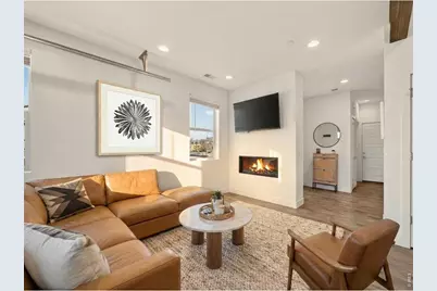 19518 E Sunset Cir, Aurora, CO 80015 - Photo 3