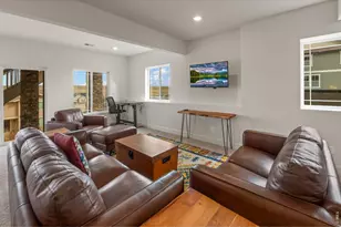 17563 W 93rd Pl, Arvada, CO 80007 - Photo 41