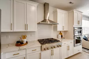 2841 Bear Springs Circle, Longmont, CO 80503 - Photo 9