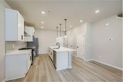 2817 Bear Springs Cir, Longmont, CO 80503 - Photo 5