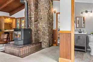 1352 Alpenglow Ln, Estes Park, CO 80517 - Photo 23