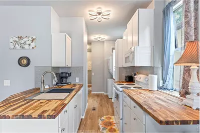 321 Graceland Grv, Colorado Springs, CO 80904 - Photo 9