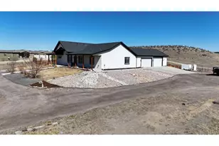 186 Garnet Valley Ct, Loveland, CO 80537 - Photo 3