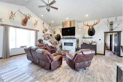 186 Garnet Valley Ct, Loveland, CO 80537 - Photo 7