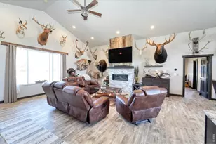 186 Garnet Valley Ct, Loveland, CO 80537 - Photo 7