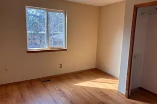 3331 Lakeview Cir, Longmont, CO 80503 - Photo 11