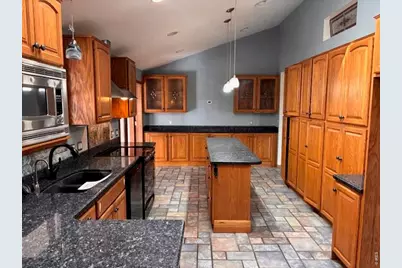 3331 Lakeview Cir, Longmont, CO 80503 - Photo 7