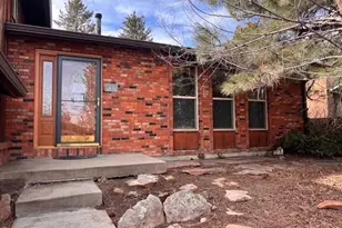 3331 Lakeview Cir, Longmont, CO 80503 - Photo 3