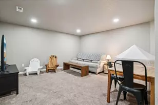 896 S Pr Dr, Milliken, CO 80543 - Photo 27