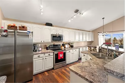 7144 Woodrow Dr, Fort Collins, CO 80525 - Photo 9