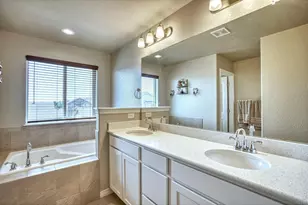 1866 Egnar St, Loveland, CO 80538 - Photo 19