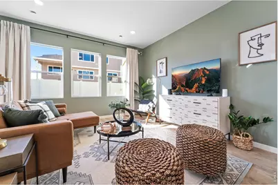 811 Ayrshire Rd, Johnstown, CO 80534 - Photo 11