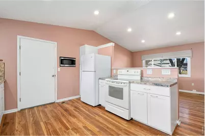 3031 Eastborough Dr, Fort Collins, CO 80525 - Photo 9