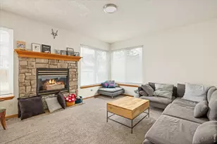 185 Mesa Ct, Louisville, CO 80027 - Photo 7