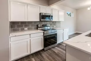 4751 Degas Dr, Loveland, CO 80538 - Photo 17