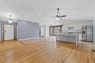 1002 Teton Ct, Windsor, CO 80550 - Photo 7