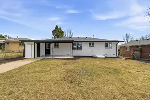 1239 Sunset St, Longmont, CO 80501 - Photo 33