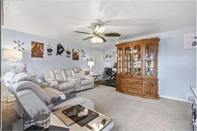 8 Elizabeth Ct, Longmont, CO 80501 - Photo 7