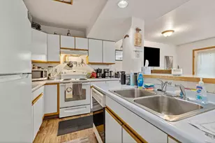 1017 Washington Ave, Loveland, CO 80537 - Photo 7