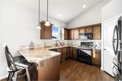 302 11th Ave, Wiggins, CO 80654 - Photo 9