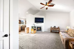 302 11th Ave, Wiggins, CO 80654 - Photo 3