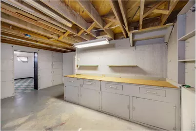 2431 W 6th St, Greeley, CO 80634 - Photo 27