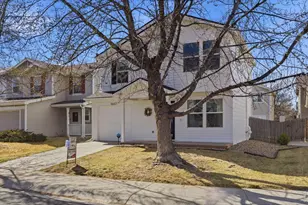 10657 Forester Pl, Longmont, CO 80504 - Photo 3