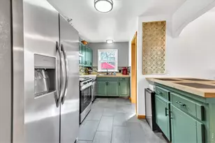 734 Vivian St, Longmont, CO 80501 - Photo 11