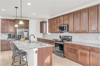 2096 Glean Dr, Windsor, CO 80550 - Photo 11