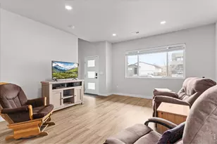 6611 4th St Rd, Greeley, CO 80634 - Photo 9