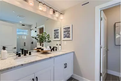 2850 Bear Springs Cir, Longmont, CO 80503 - Photo 13