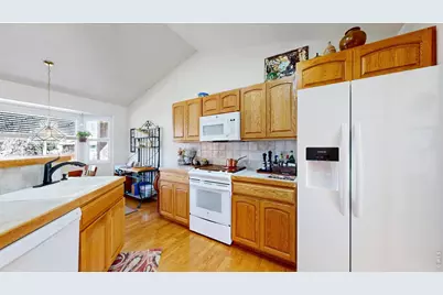 109 E Michigan Ave, Berthoud, CO 80513 - Photo 9