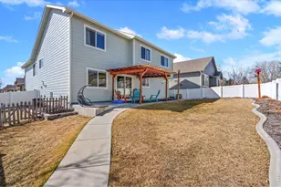 2324 Woodbury Ln, Fort Collins, CO 80524 - Photo 35