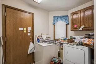 2434 Maplewood Cir W, Longmont, CO 80503 - Photo 13