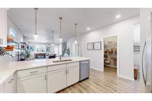 1083 Mountain Dr, Longmont, CO 80503 - Photo 15