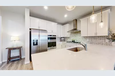 1083 Mountain Dr #B, Longmont, CO 80503 - Photo 13