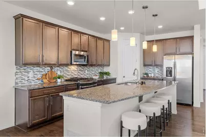 2335 Provenance St, Longmont, CO 80504 - Photo 9