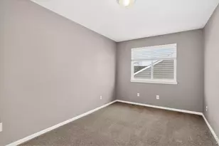 896 S Tyler Ave, Loveland, CO 80537 - Photo 29