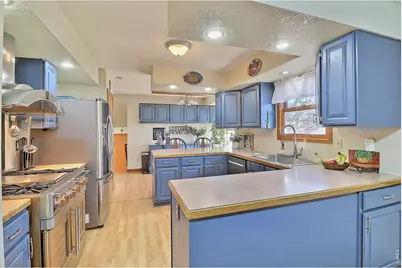 2082 19th Ave, Greeley, CO 80631 - Photo 17