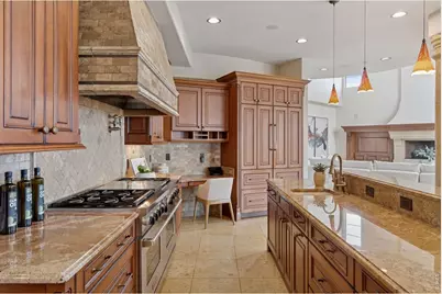 6541 Legend Ridge Trl, Niwot, CO 80503 - Photo 13