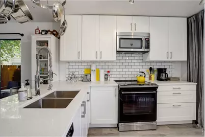 1031 Portland Pl #4, Boulder, CO 80304 - Photo 3