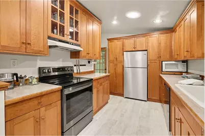 1021 Charlotte St, Johnstown, CO 80534 - Photo 5